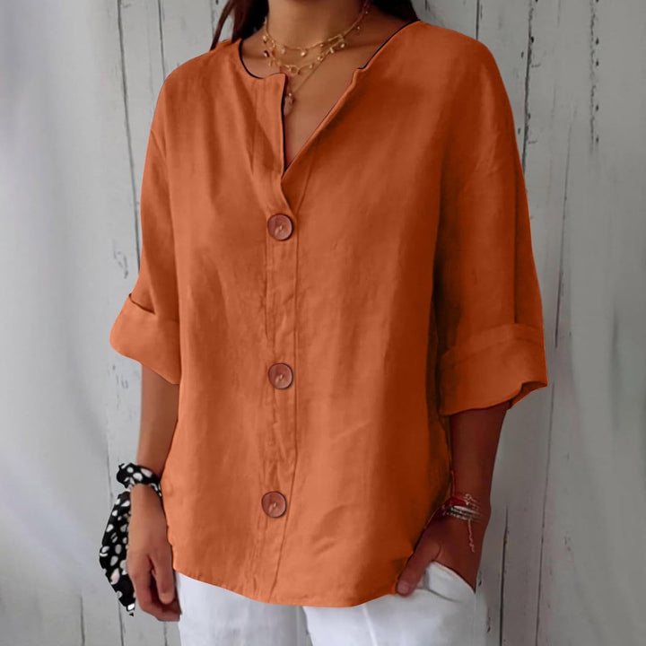 Julia – Loose-Fitting Elegant Blouse